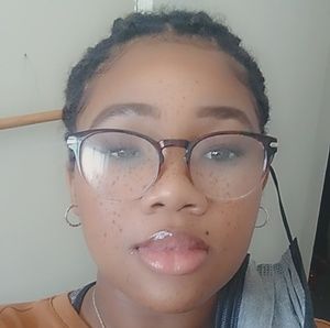 Meet your Posher, Sabrina